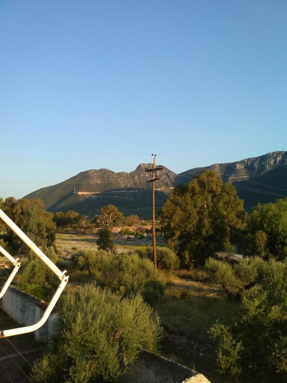 Bed and Breakfast Leonidio Rocks Esterno foto
