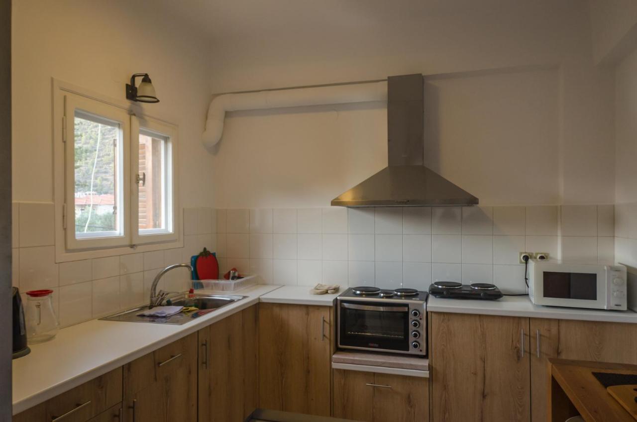 Bed and Breakfast Leonidio Rocks Esterno foto